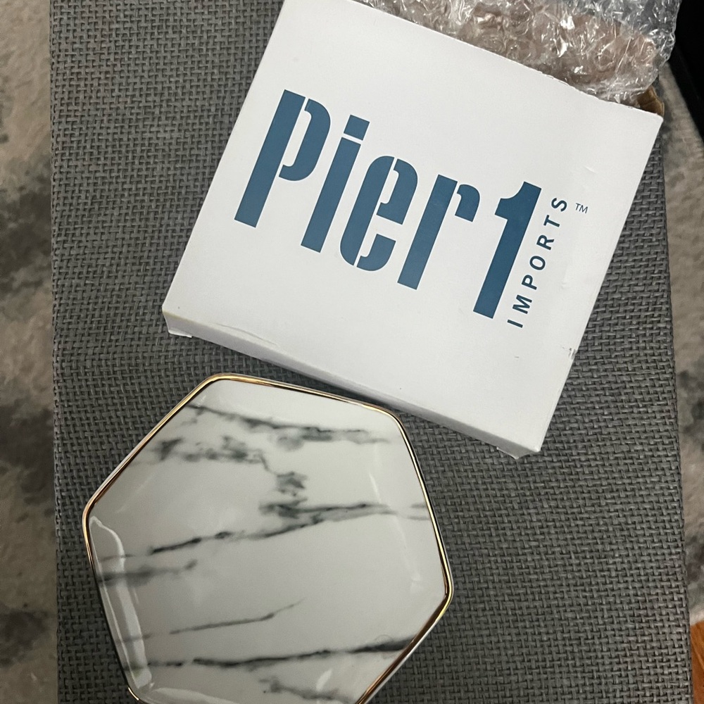 Pier 1 Marble Hexagonal Ring Dish with Gold Accent new n box